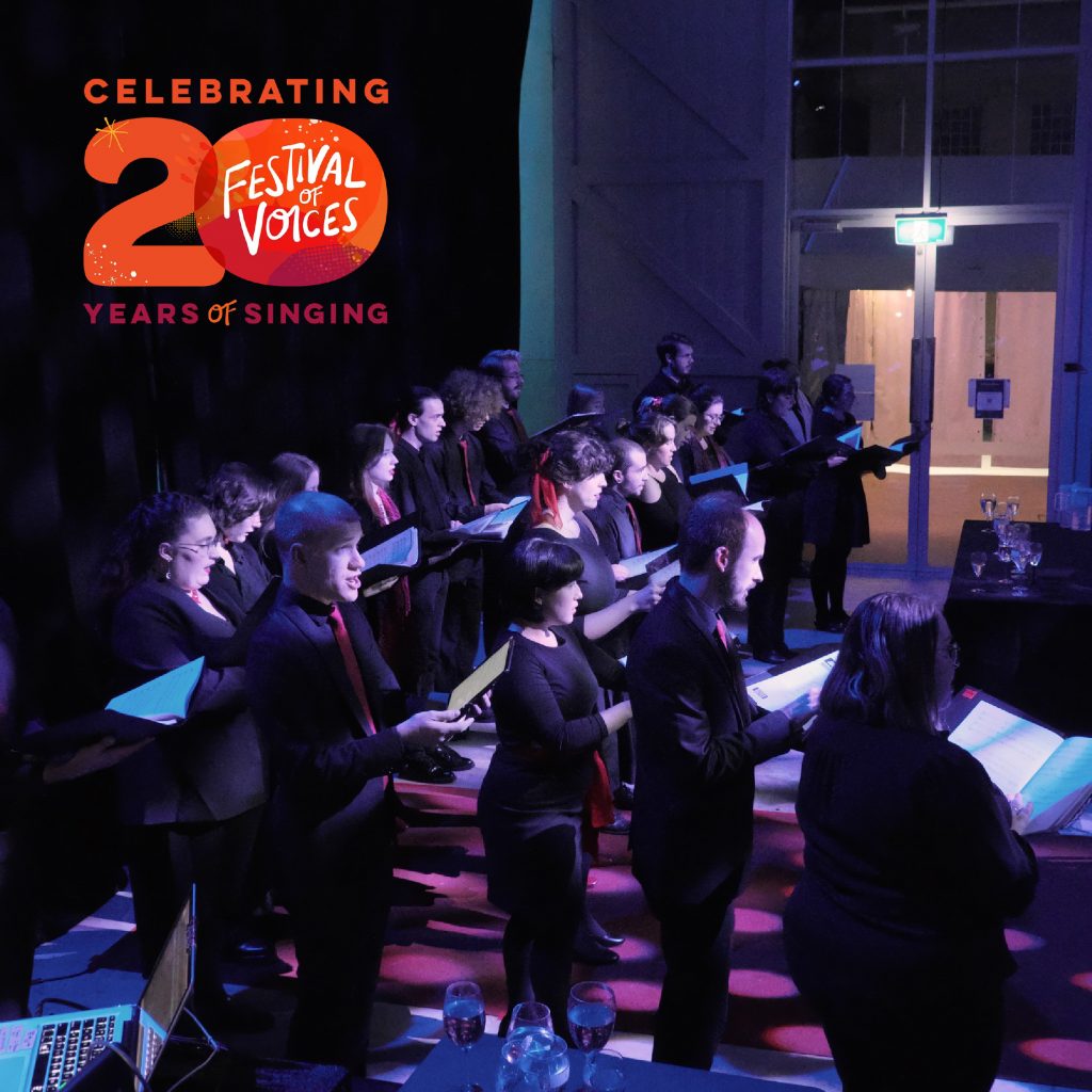 Kompactus choir on stage